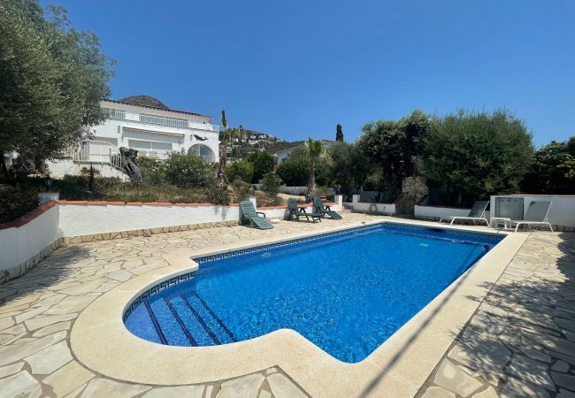 Villa/Dettached house in Rosas / Roses - Ref. Mur16