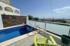 Townhouse in Rosas / Roses - Ref. Hue14